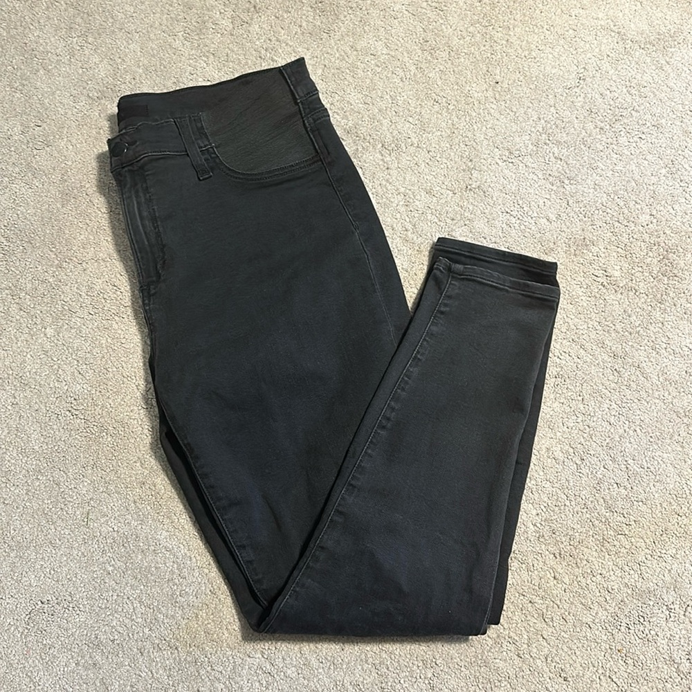Joe’s Jeans maternity Icon jeans, size 33